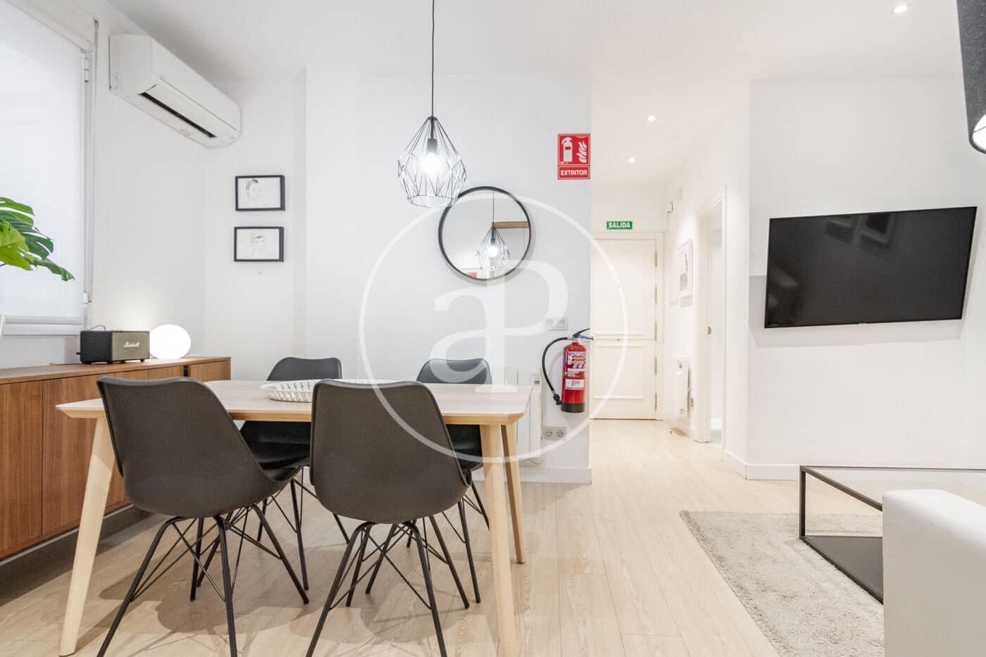 1 soveværelse Lejlighed til leje i Madrid by - € 1.600 (Ref: 8726325)