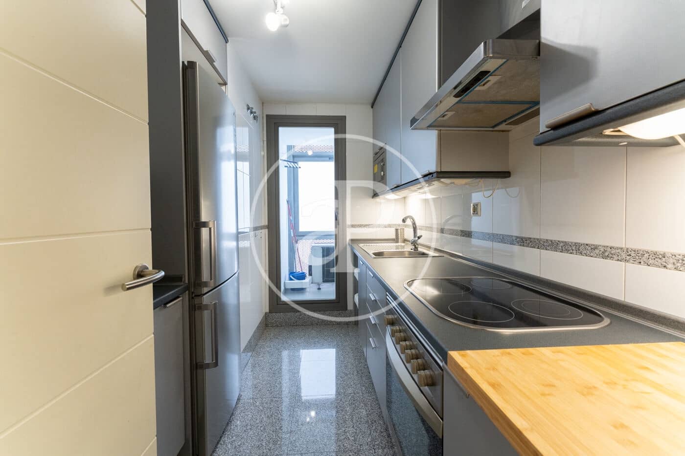 1 bedroom Apartment for rent in Madrid city with pool garage - € 1,650 (Ref: 8726330)