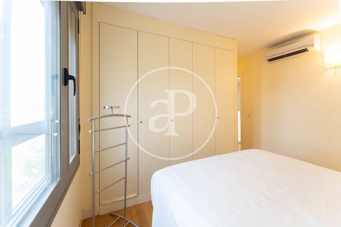 1 bedroom Apartment for rent in Madrid city with pool garage - € 1,650 (Ref: 8726330)