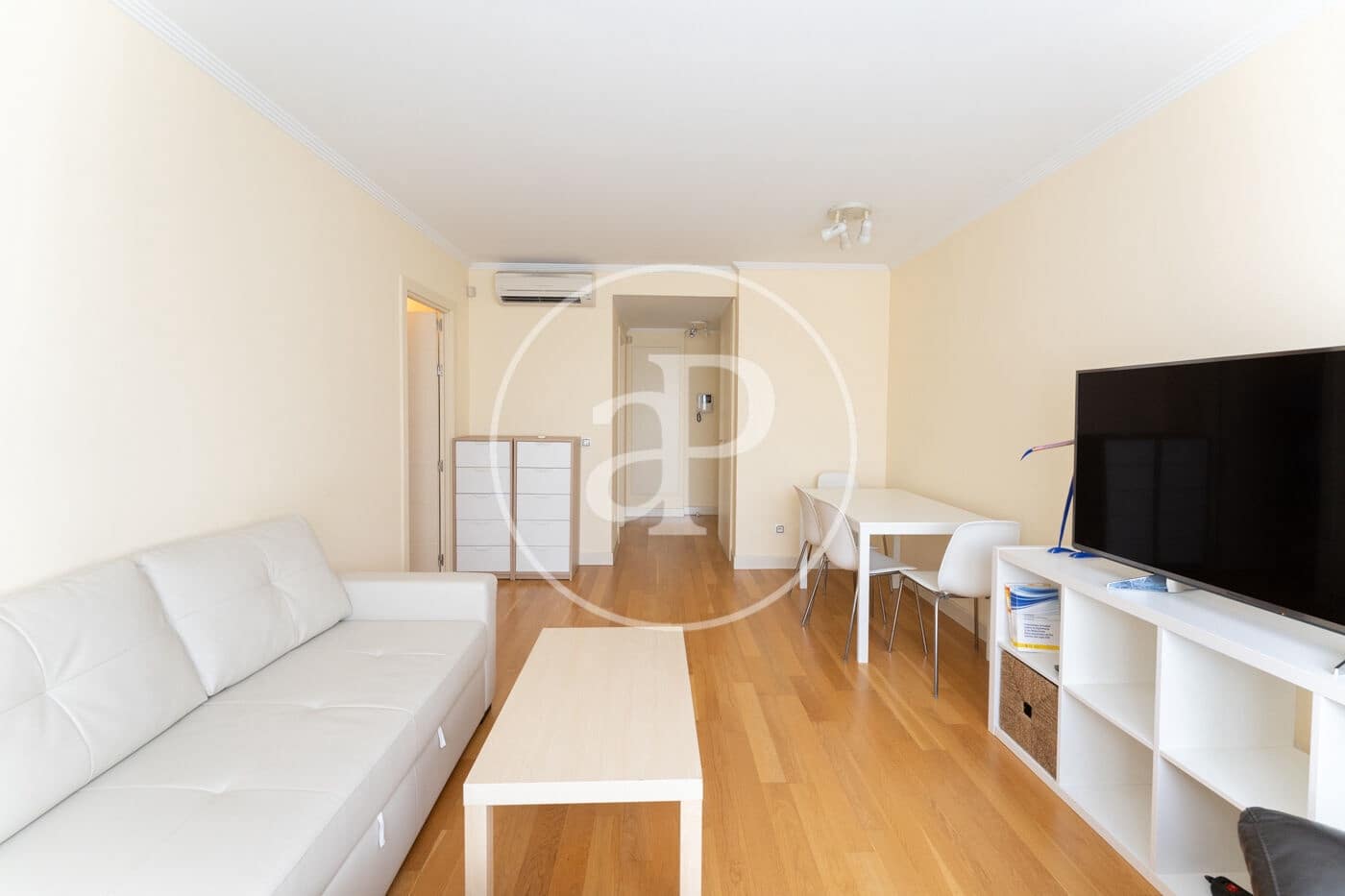 1 bedroom Apartment for rent in Madrid city with pool garage - € 1,650 (Ref: 8726330)