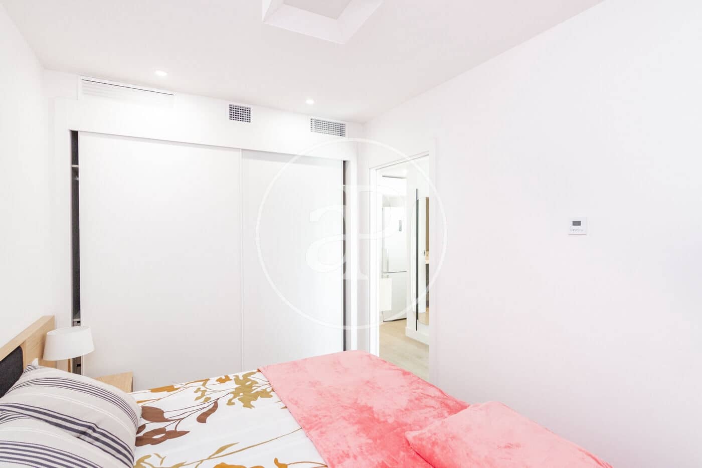 1 bedroom Apartment for rent in Madrid city with pool - € 2,000 (Ref: 8726345)