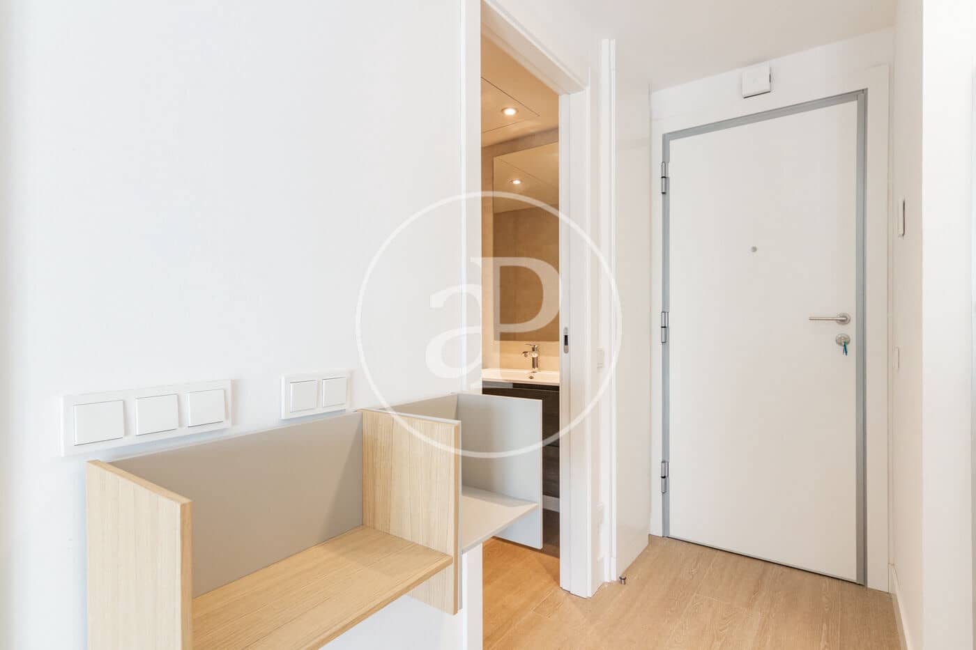 1 bedroom Apartment for rent in Madrid city with pool - € 2,000 (Ref: 8726345)