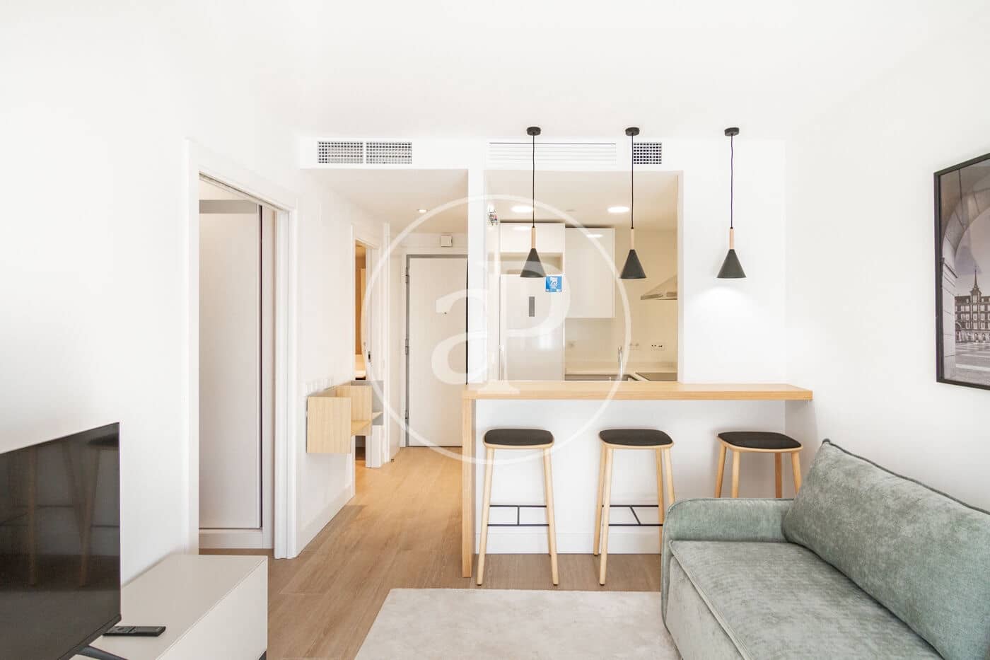 1 bedroom Apartment for rent in Madrid city with pool - € 2,000 (Ref: 8726345)