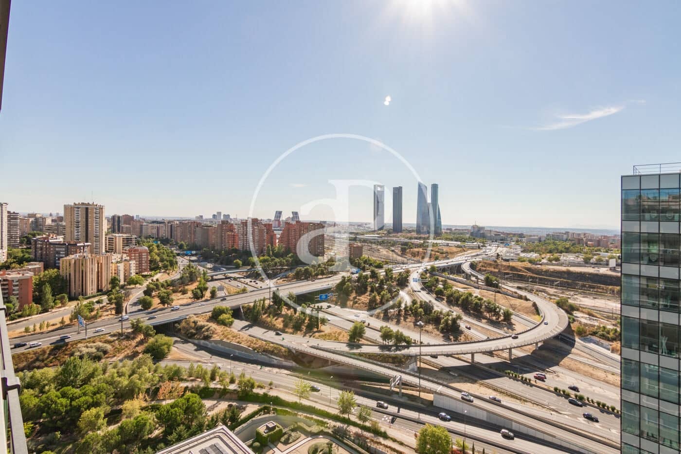 1 bedroom Apartment for rent in Madrid city with pool - € 2,000 (Ref: 8726345)