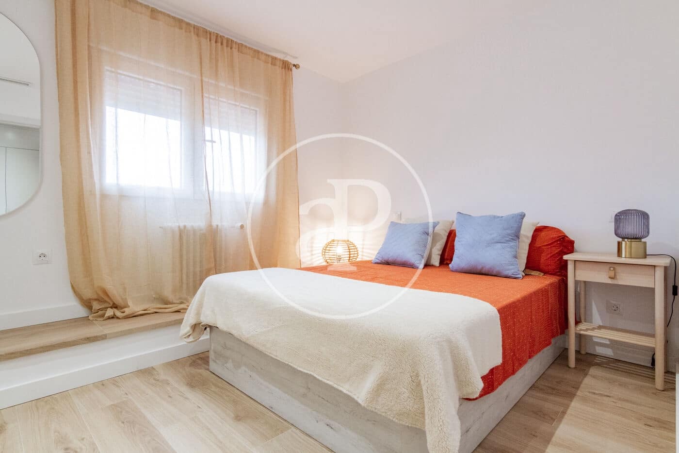 1 soverom Leilighet til leie i Madrid by - € 1 800 (Ref: 8726353)