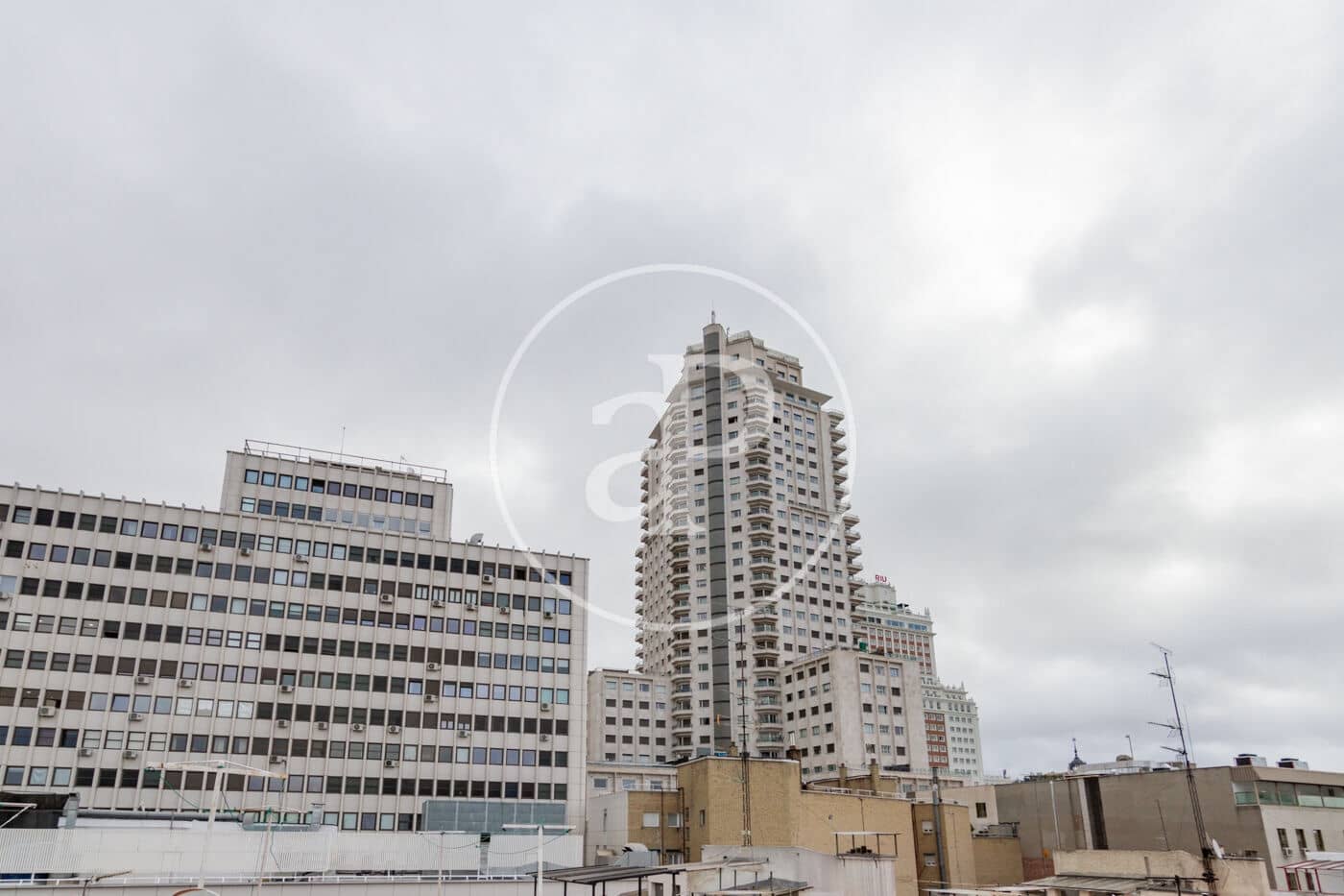 1 soverom Leilighet til leie i Madrid by - € 1 800 (Ref: 8726353)