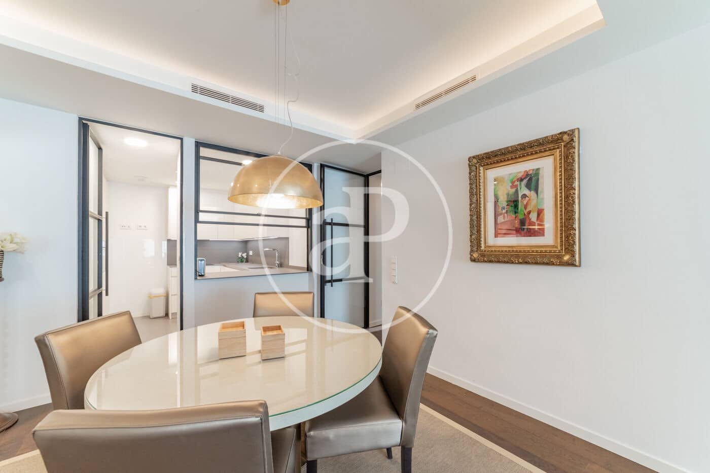 2 soverom Leilighet til leie i Madrid by med svømmebasseng - € 3 700 (Ref: 8726355)
