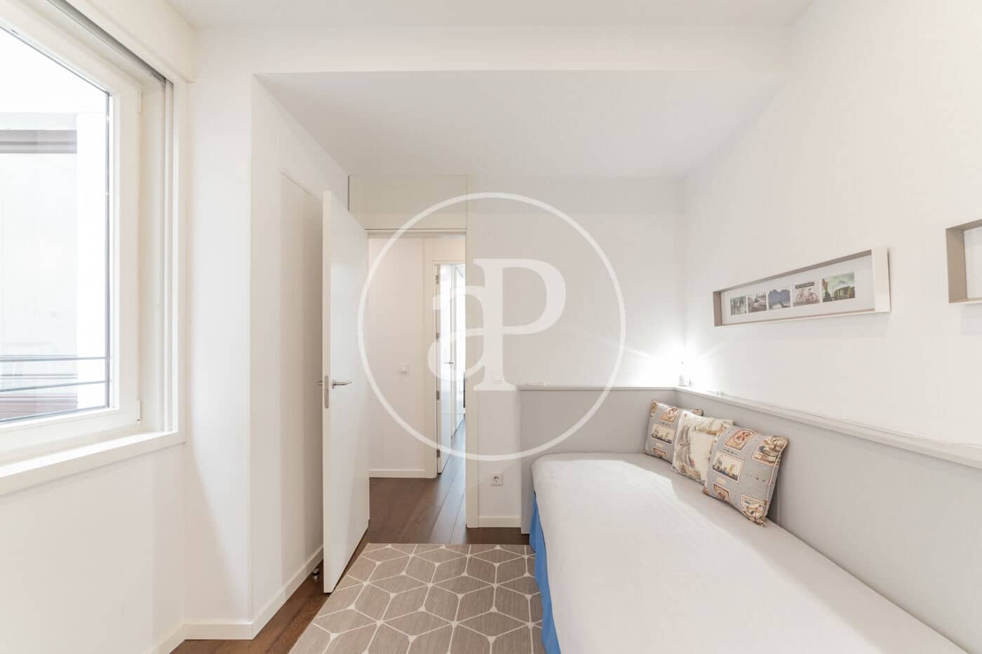2 soverom Leilighet til leie i Madrid by med svømmebasseng - € 3 700 (Ref: 8726355)