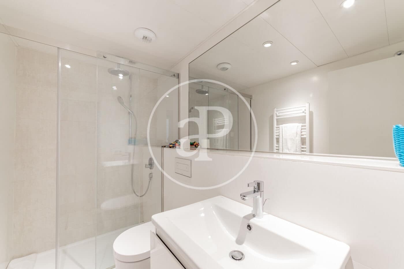 2 soverom Leilighet til leie i Madrid by med svømmebasseng - € 3 700 (Ref: 8726355)