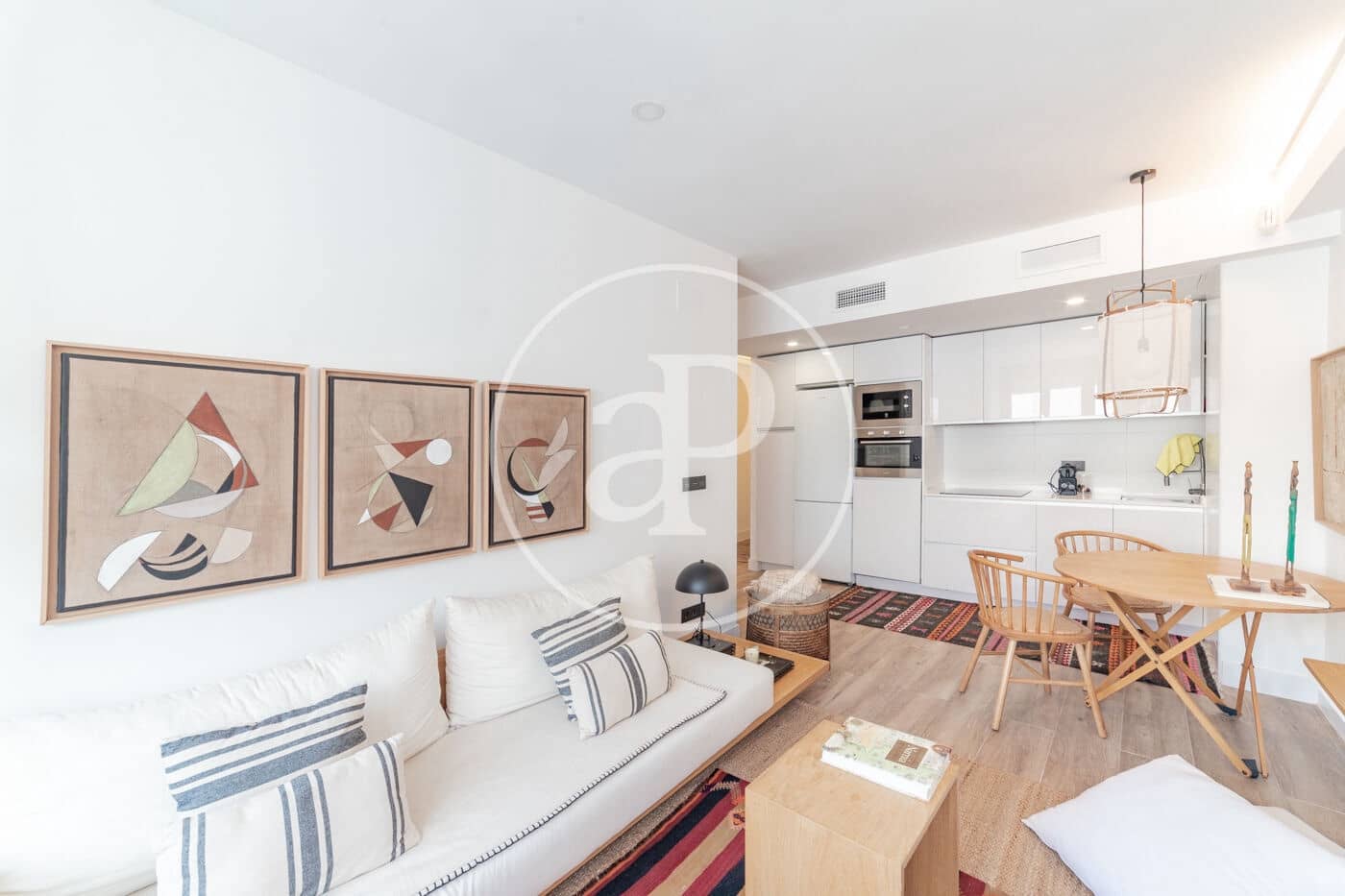 2 sypialnia Apartament do wynajęcia w Miasto Madryt - 2 350 € (Ref: 8726357)