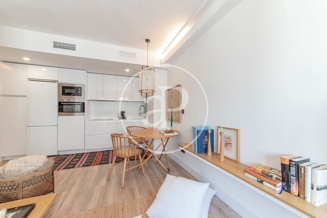 2 sypialnia Apartament do wynajęcia w Rios Rosas, Miasto Madryt - 2 350 € (Ref: 8726357)