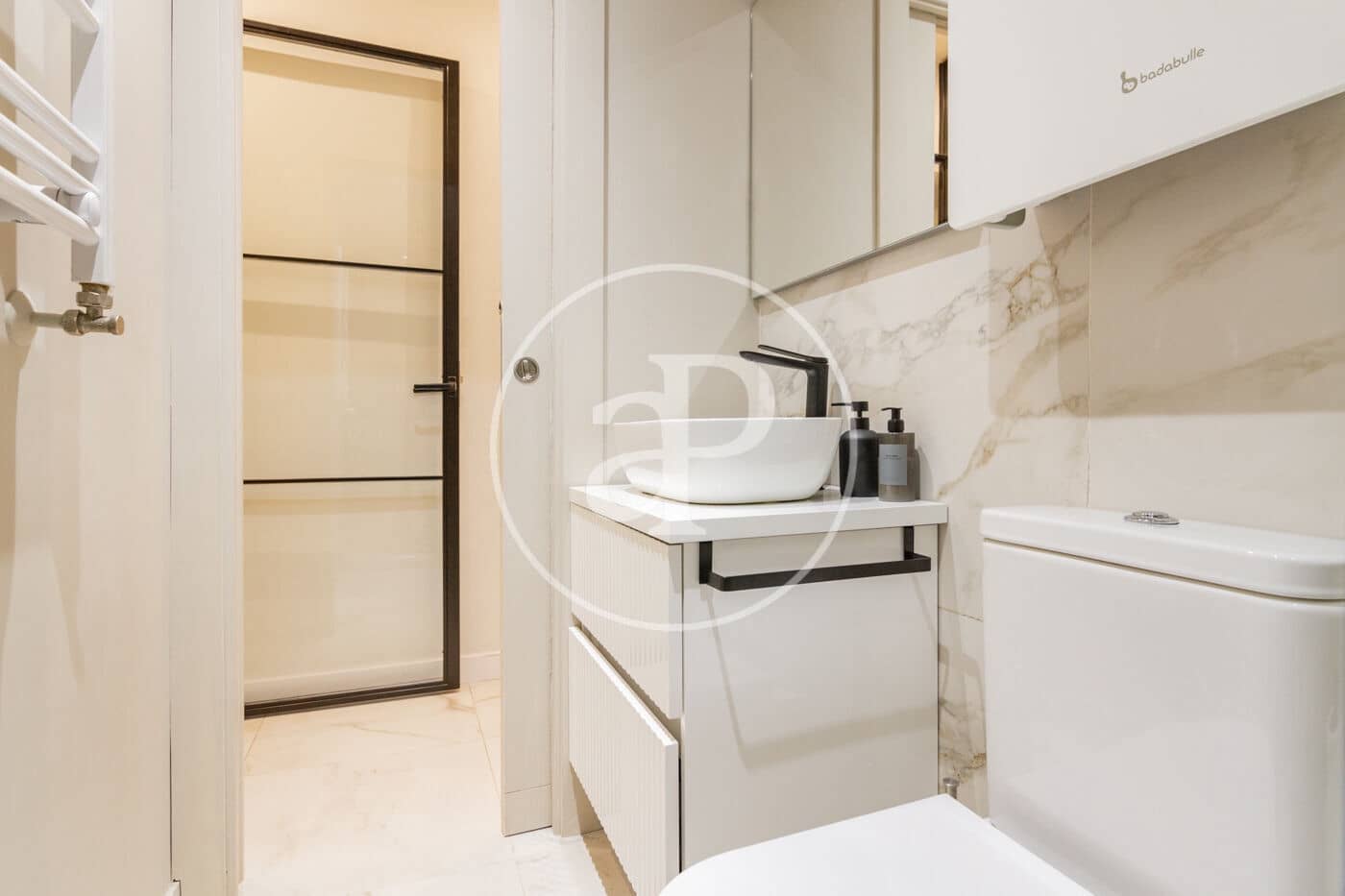 2 soveværelse Lejlighed til leje i Madrid by - € 3.900 (Ref: 8726359)