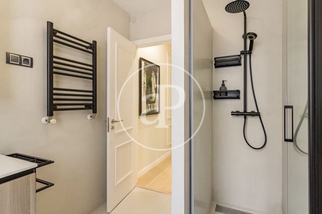 2 bedroom Apartment for rent in Almagro, Madrid city - € 3,900 (Ref: 8726359)