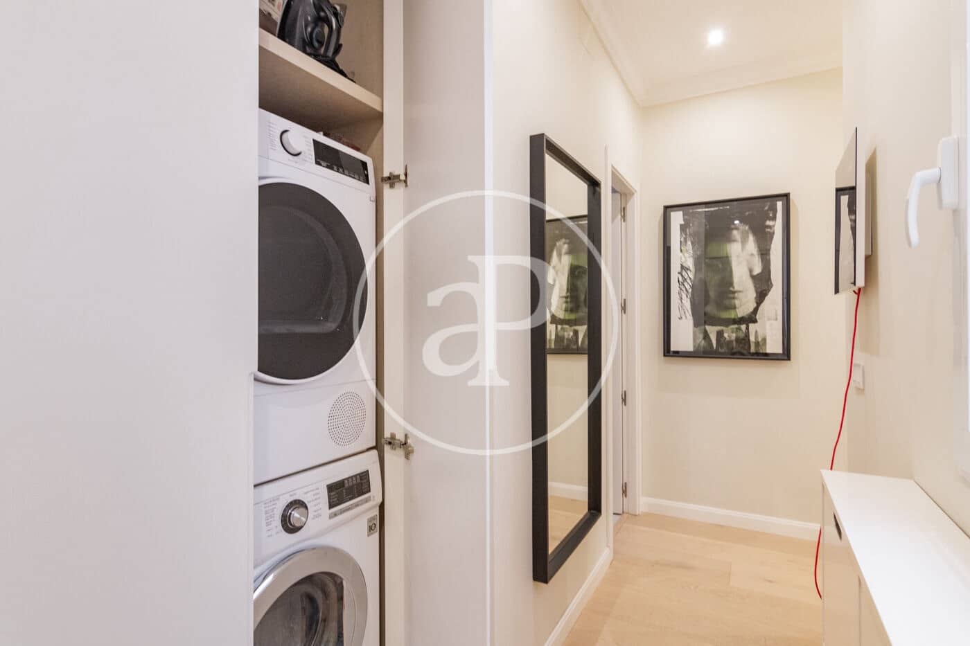 2 soveværelse Lejlighed til leje i Madrid by - € 3.900 (Ref: 8726359)