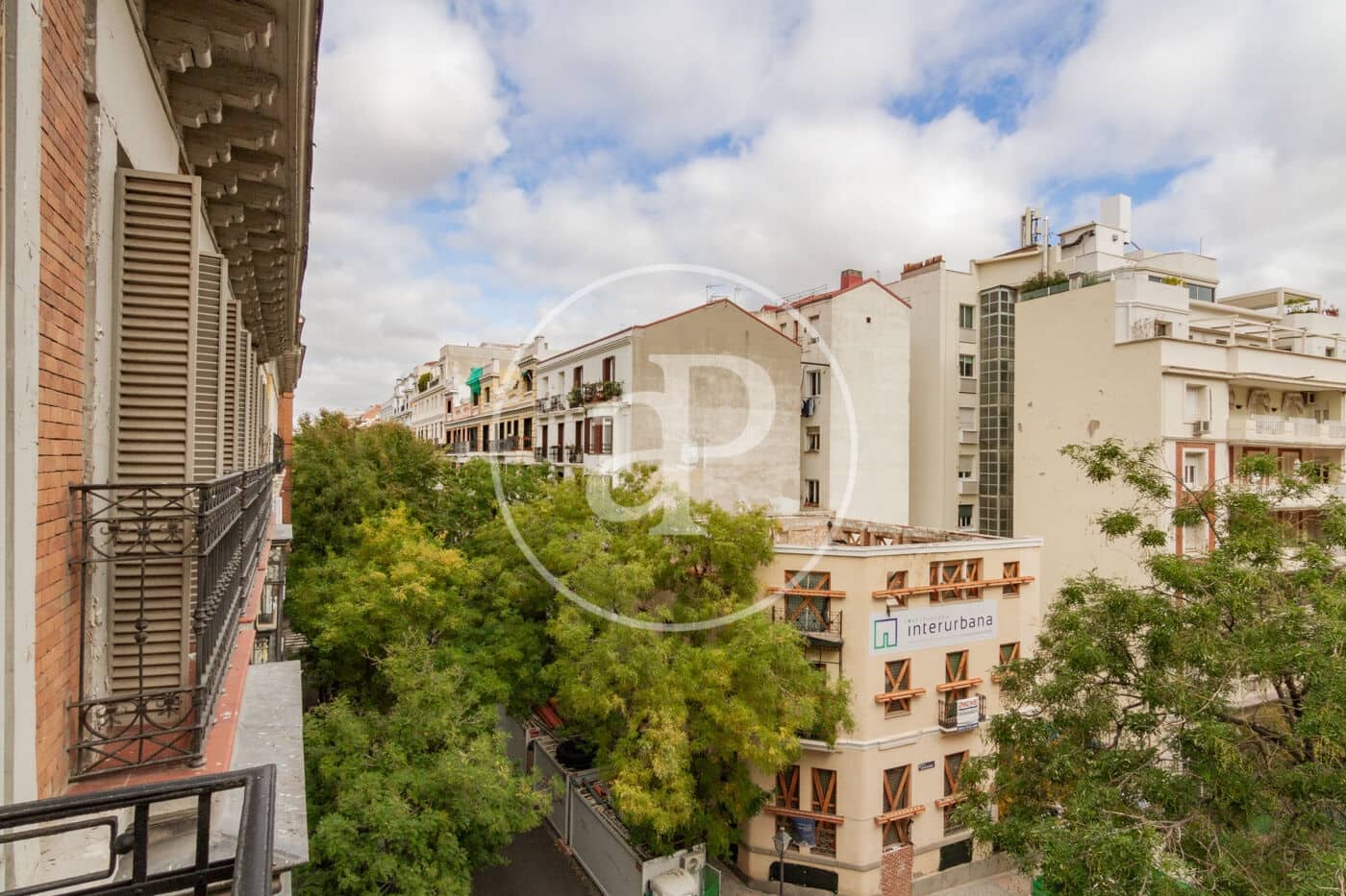 2 soveværelse Lejlighed til leje i Madrid by - € 3.900 (Ref: 8726359)