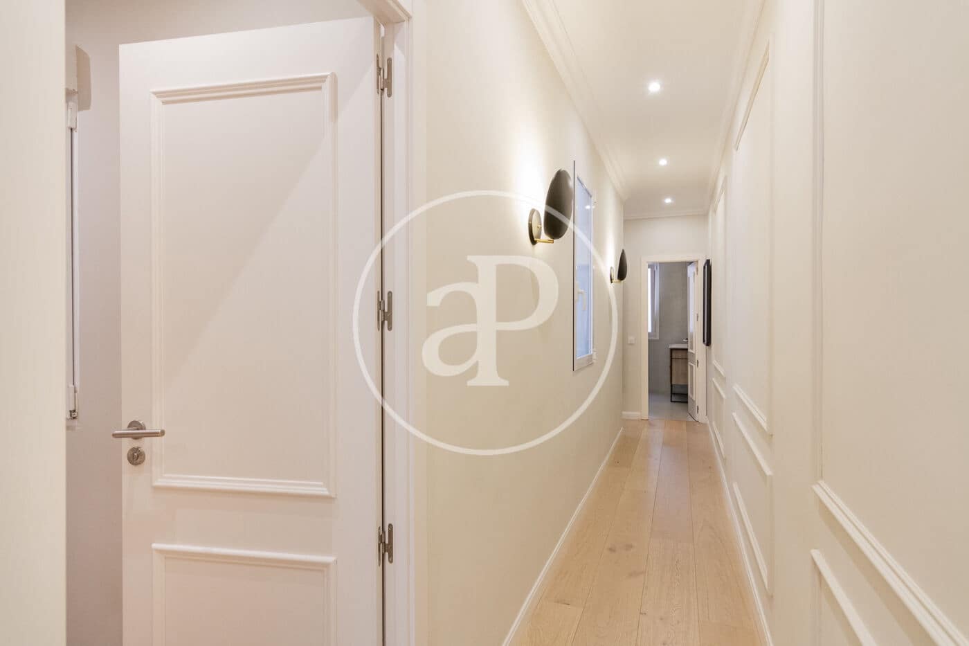 2 soveværelse Lejlighed til leje i Madrid by - € 3.900 (Ref: 8726359)