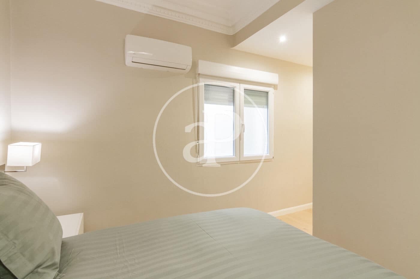 2 soveværelse Lejlighed til leje i Madrid by - € 3.900 (Ref: 8726359)