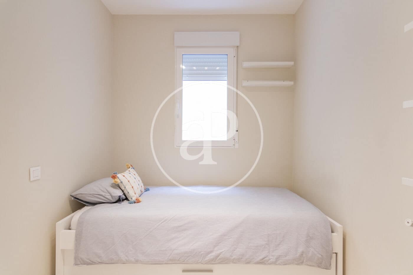 2 soveværelse Lejlighed til leje i Madrid by - € 3.900 (Ref: 8726359)