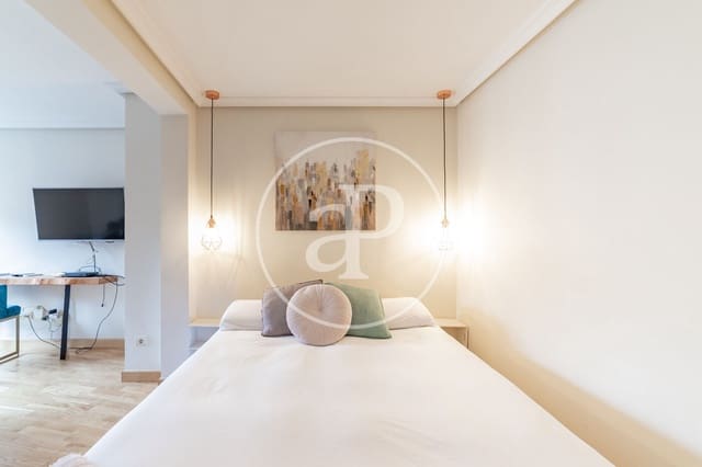 1 quarto Apartamento para arrendar em Palacio, Madrid cidade - 1 600 € (Ref: 8726361)