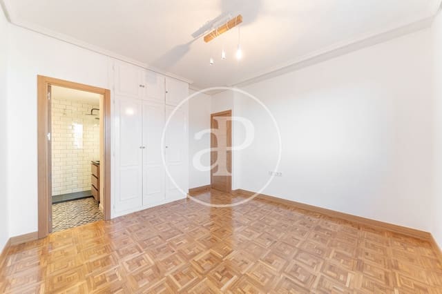 3 soveværelse Lejlighed til leje i Cuatro Caminos, Madrid by med garage - € 3.000 (Ref: 8726367)