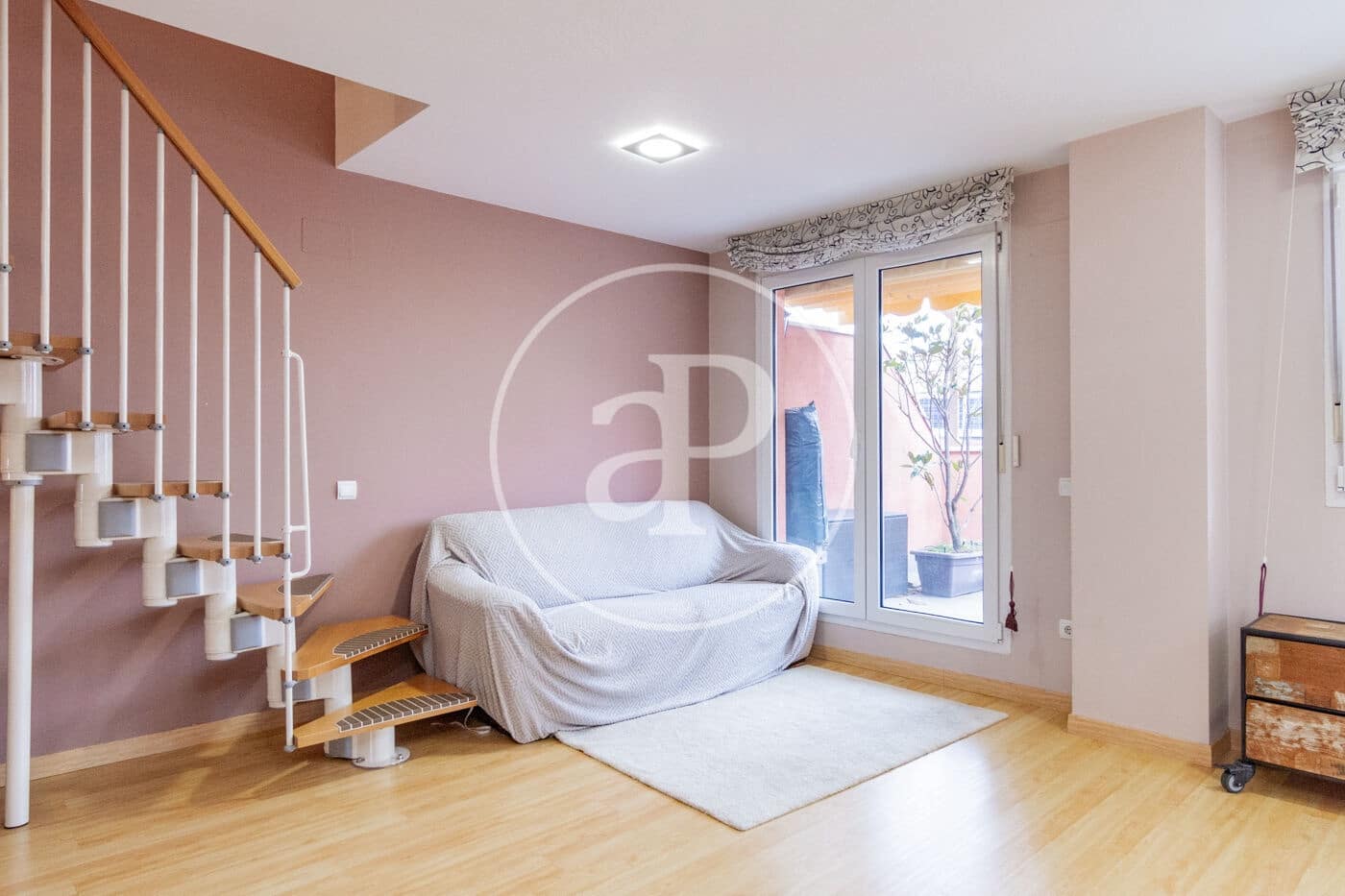 1 soveværelse Lejlighed til leje i Madrid by - € 1.950 (Ref: 8726368)