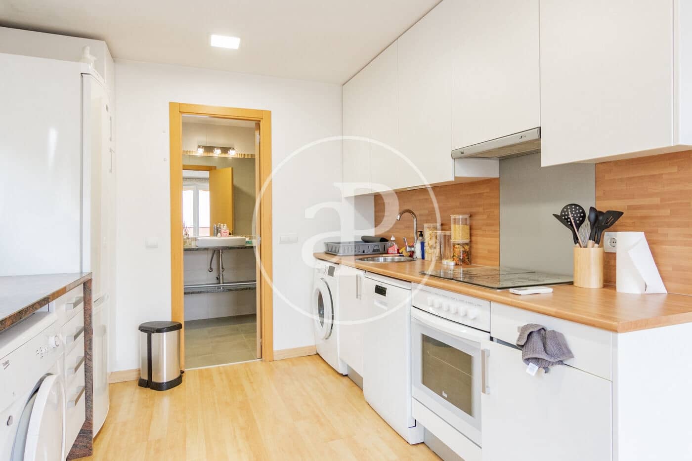 1 soveværelse Lejlighed til leje i Madrid by - € 1.950 (Ref: 8726368)