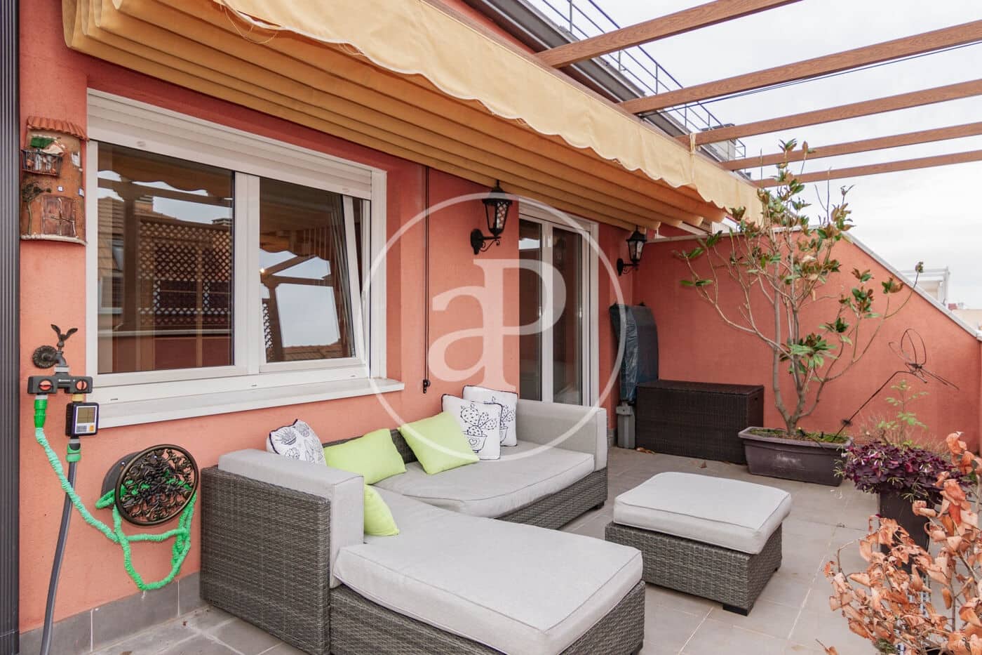 1 soveværelse Lejlighed til leje i Madrid by - € 1.950 (Ref: 8726368)