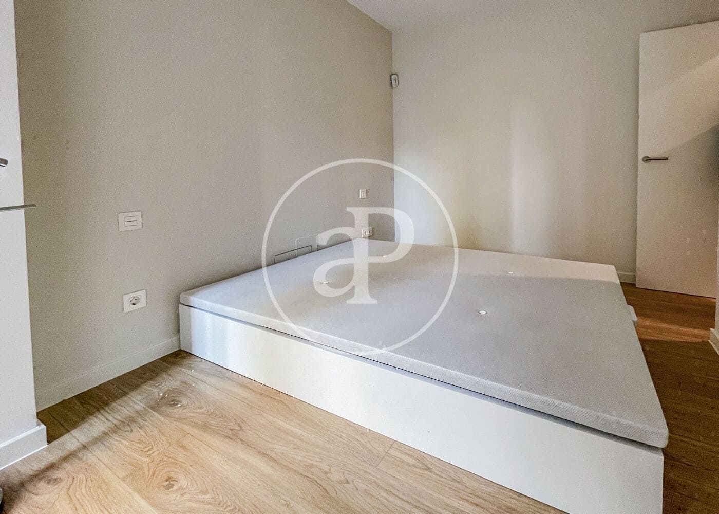 1 camera da letto Appartamento da affittare in Madrid citta con piscina - 2.500 € (Rif: 8726369)