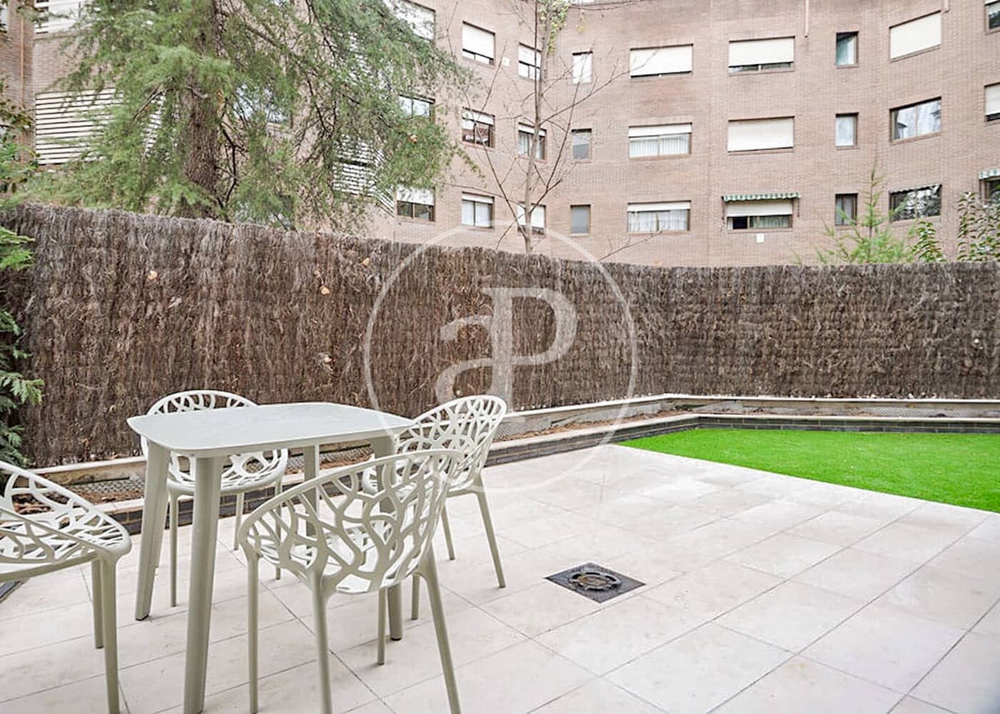 1 camera da letto Appartamento da affittare in Madrid citta con piscina - 2.500 € (Rif: 8726369)