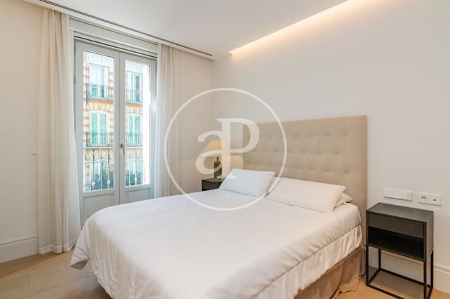 2 bedroom Apartment for rent in Recoletos, Madrid city with pool - € 6,800 (Ref: 8726371)