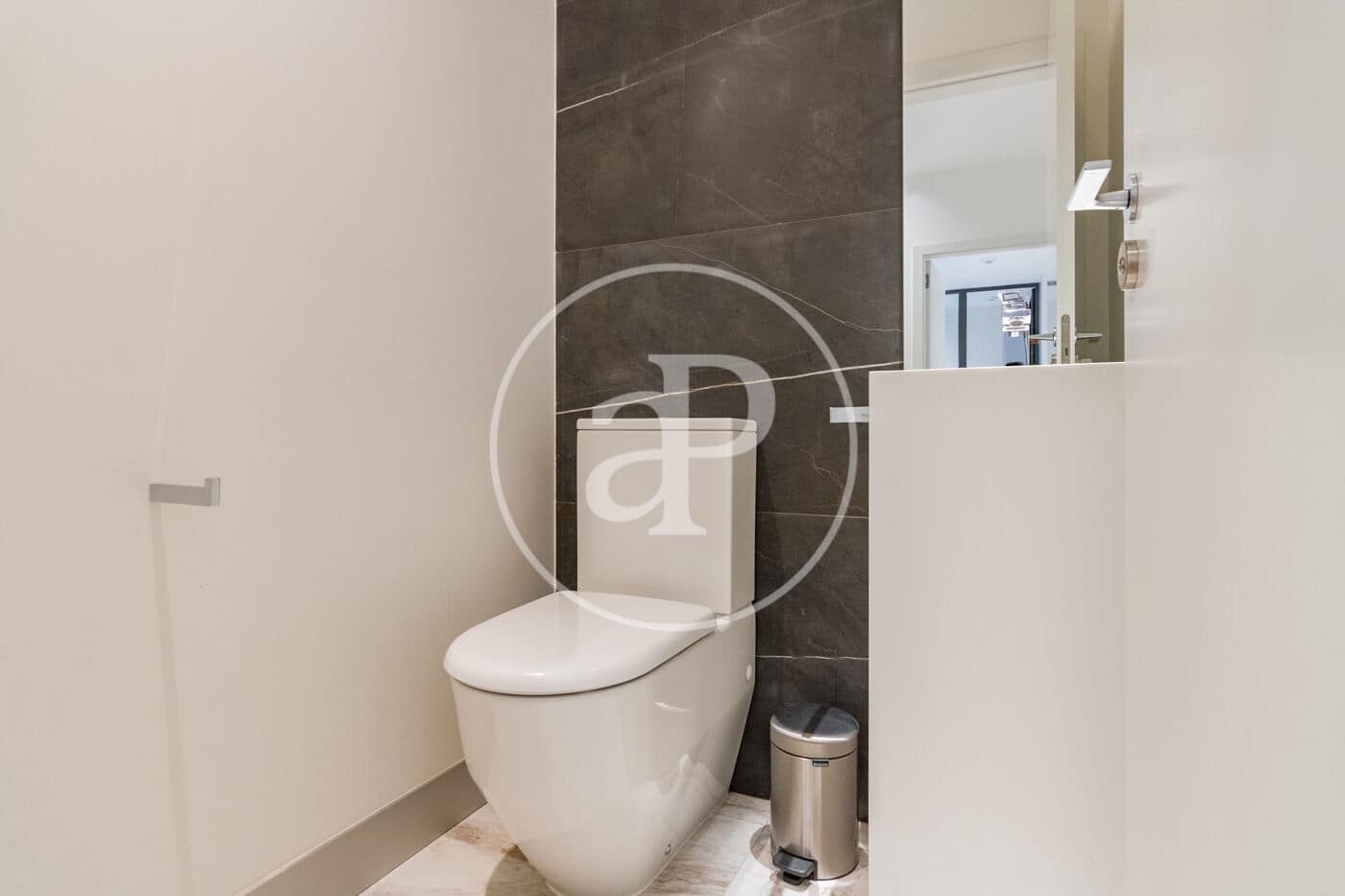 2 sypialnia Apartament do wynajęcia w Miasto Madryt z basenem - 6 800 € (Ref: 8726371)