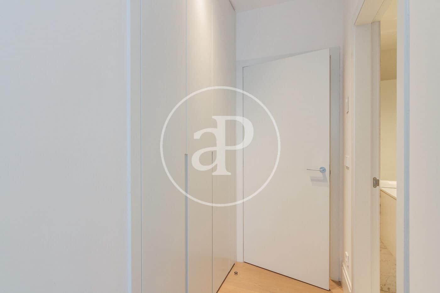2 sypialnia Apartament do wynajęcia w Miasto Madryt z basenem - 6 800 € (Ref: 8726371)