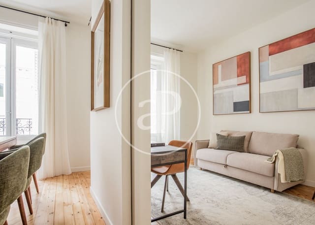 4 soveværelse Lejlighed til leje i Recoletos, Madrid by - € 8.000 (Ref: 8726378)