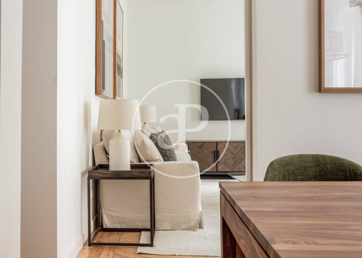 4 soverom Leilighet til leie i Madrid by - € 8 000 (Ref: 8726378)