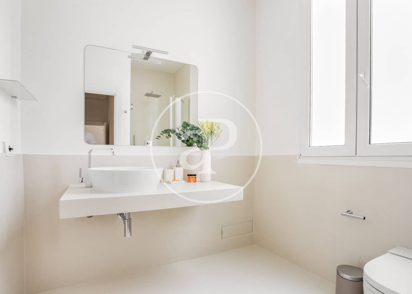 4 soverom Leilighet til leie i Madrid by - € 8 000 (Ref: 8726378)