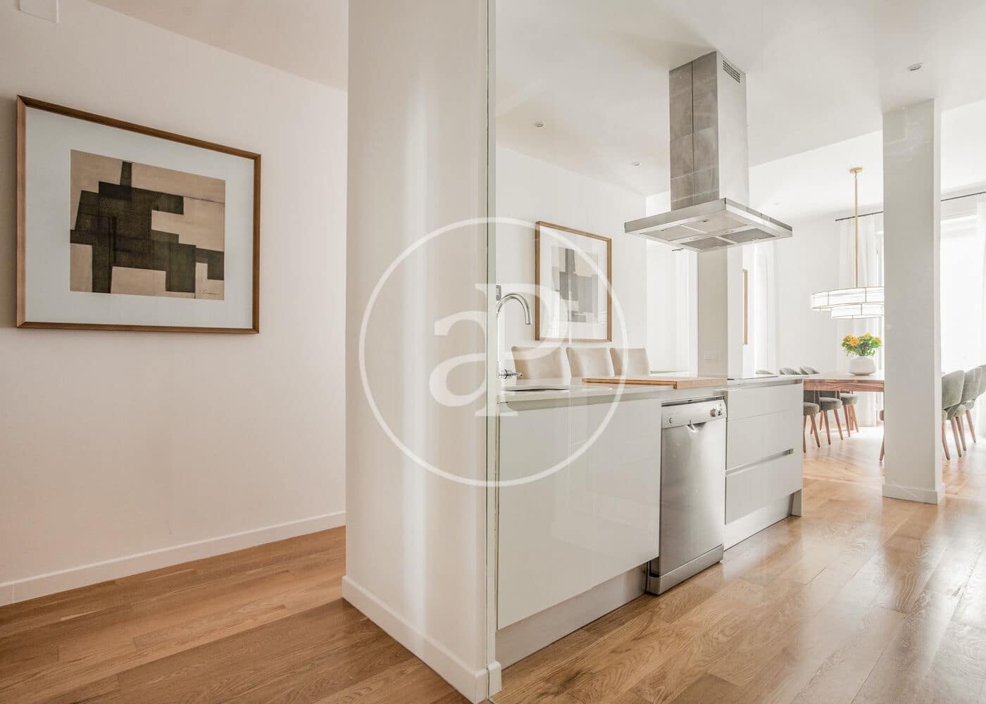 4 soverom Leilighet til leie i Madrid by - € 8 000 (Ref: 8726378)