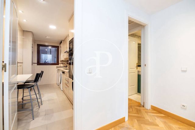 Apartamento de 2 habitaciones en Ciudad Jardín, Madrid ciudad en alquiler con piscina garaje - 2.200 € (Ref: 8726384)