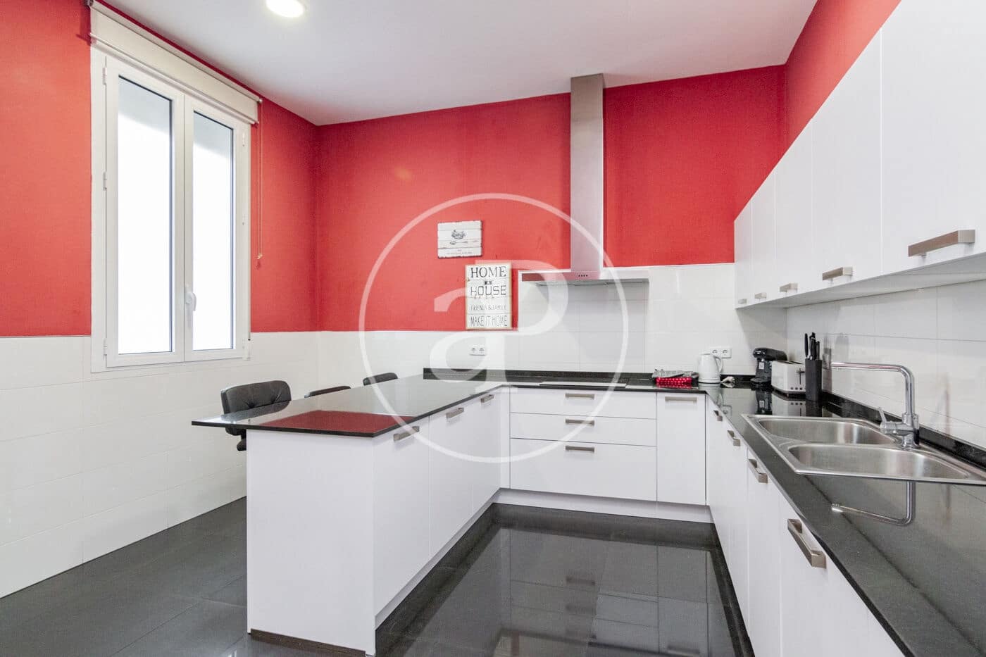 Appartement de 4 chambres à louer à Madrid ville - 3 900 € (Ref: 8726389)
