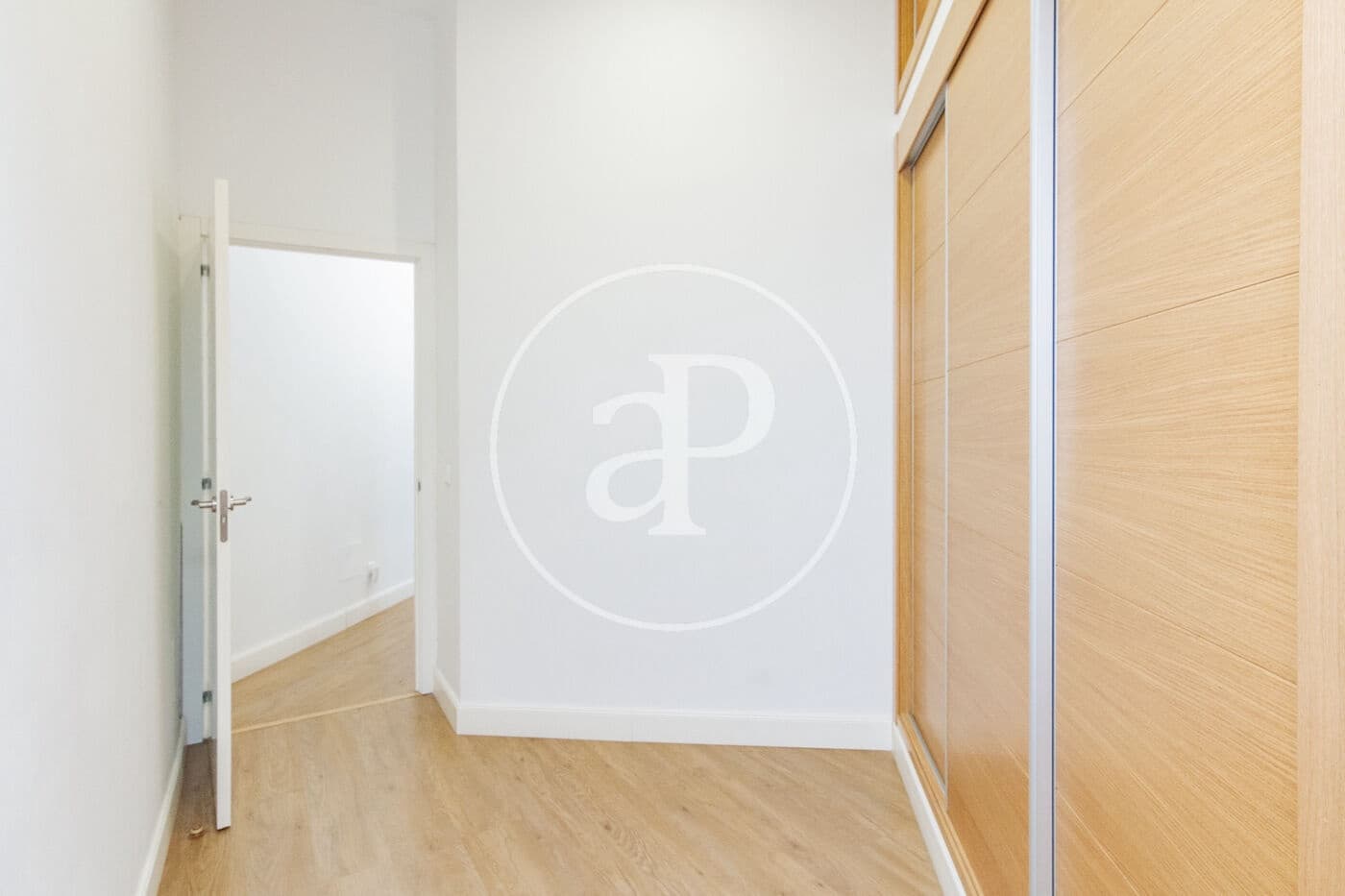 Appartement de 4 chambres à louer à Madrid ville - 3 900 € (Ref: 8726389)