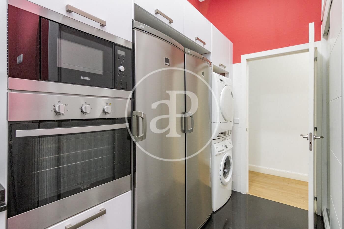 Appartement de 4 chambres à louer à Madrid ville - 3 900 € (Ref: 8726389)