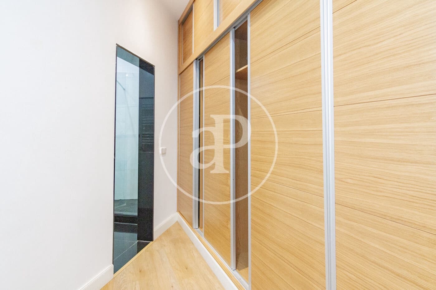 Appartement de 4 chambres à louer à Madrid ville - 3 900 € (Ref: 8726389)