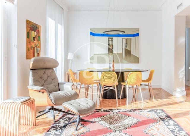 Appartement de 3 chambres à louer à Recoletos, Madrid ville - 6 000 € (Ref: 8726392)