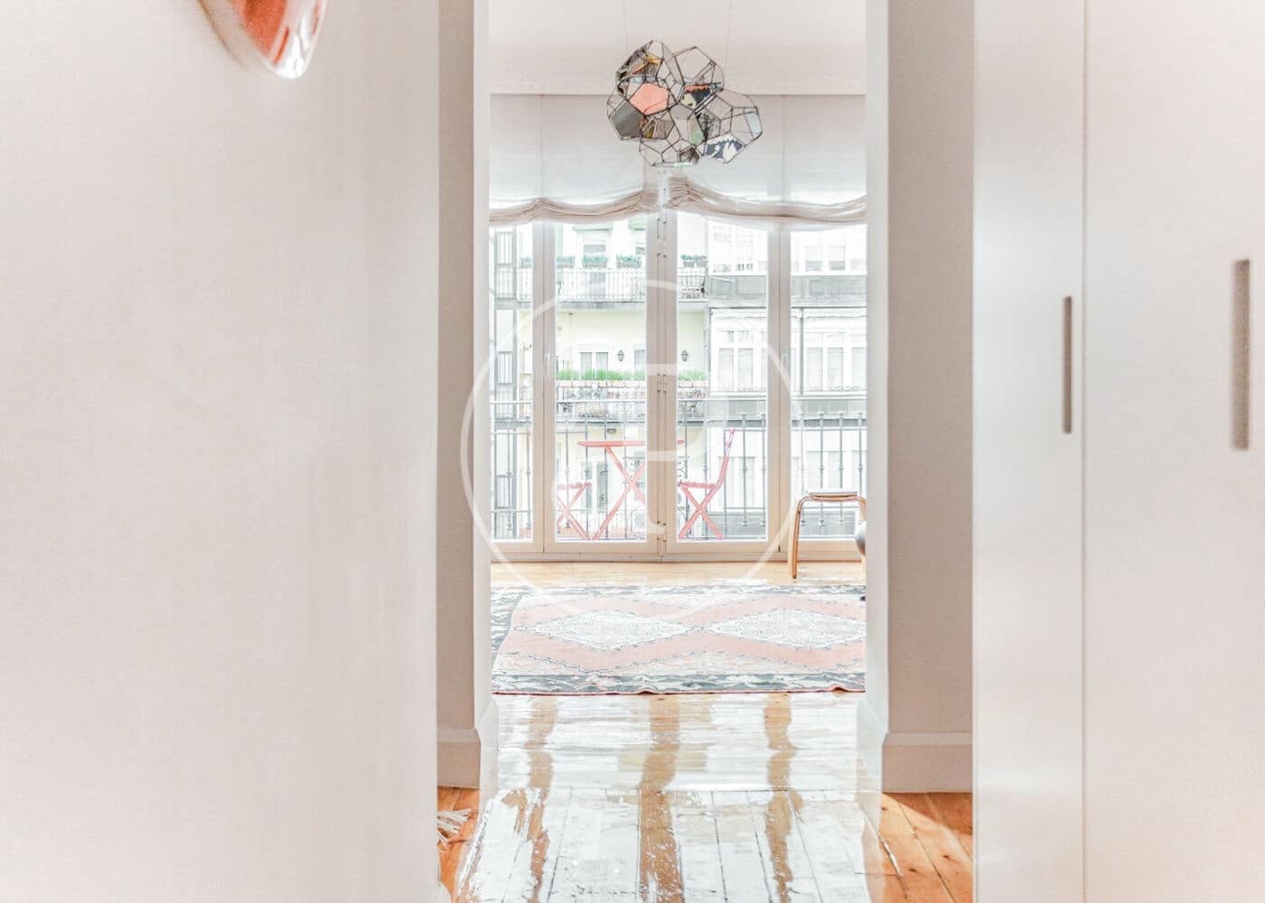 Appartement de 3 chambres à louer à Madrid ville - 6 000 € (Ref: 8726392)