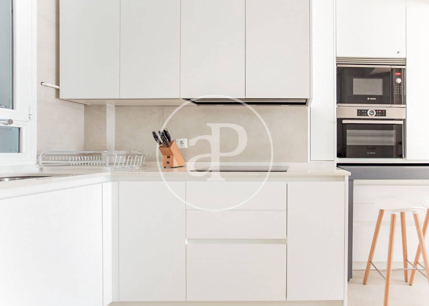 Appartement de 3 chambres à louer à Madrid ville - 6 000 € (Ref: 8726392)