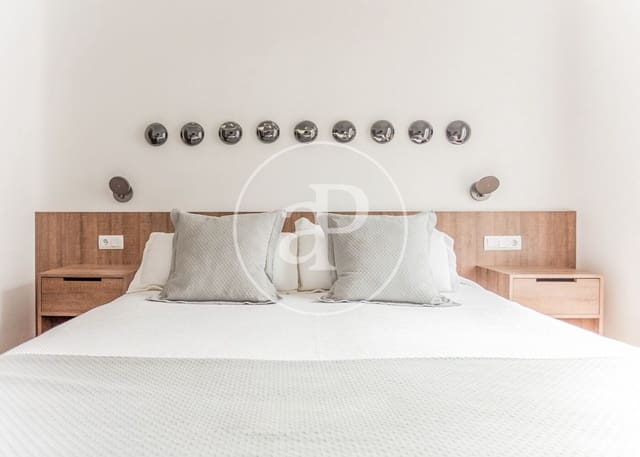 Appartement de 3 chambres à louer à Recoletos, Madrid ville - 6 000 € (Ref: 8726392)