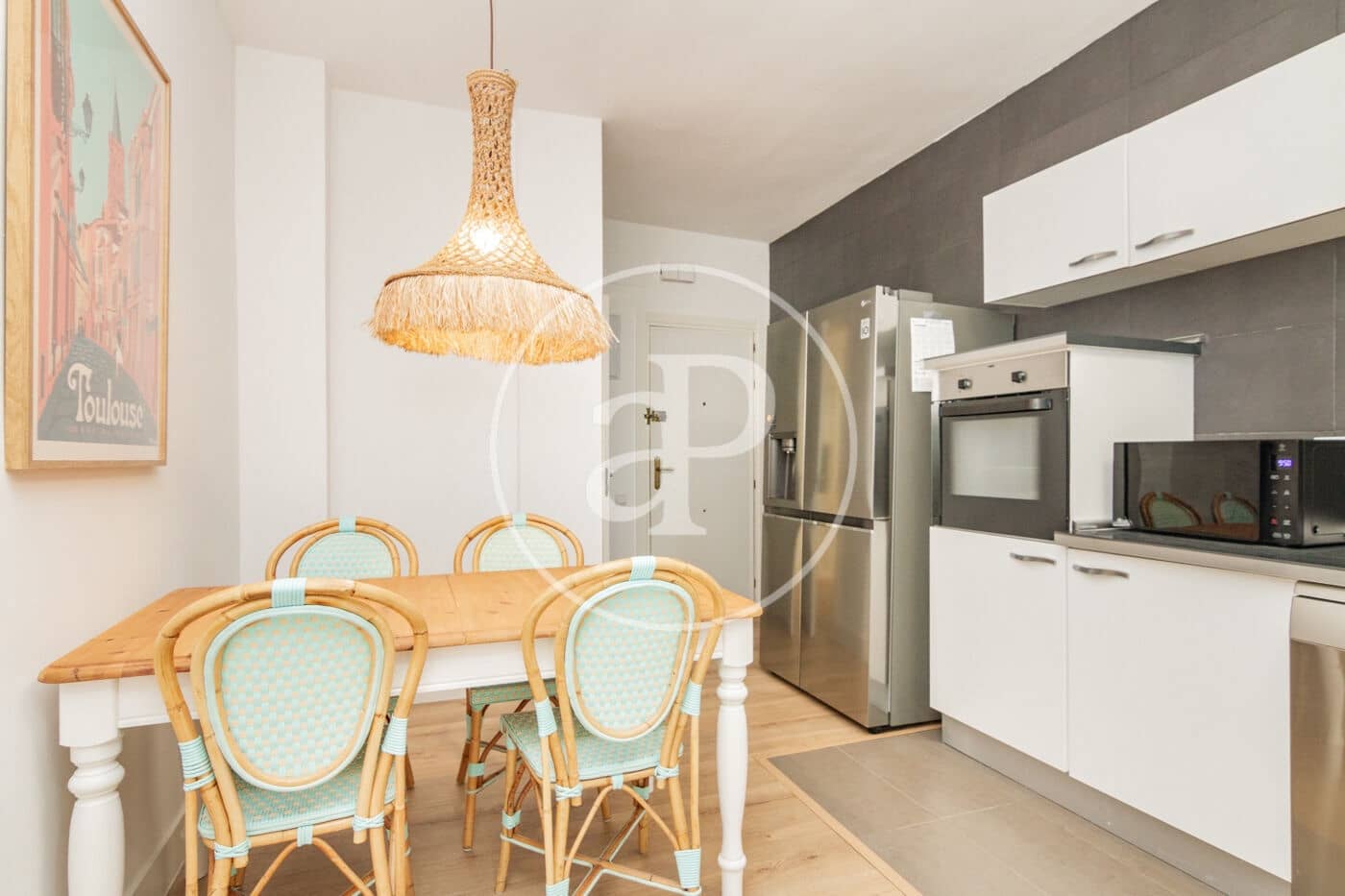 4 soveværelse Lejlighed til leje i Madrid by med swimmingpool - € 3.400 (Ref: 8726394)