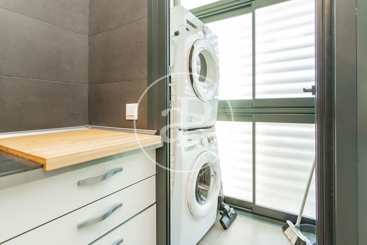 4 soveværelse Lejlighed til leje i Madrid by med swimmingpool - € 3.400 (Ref: 8726394)