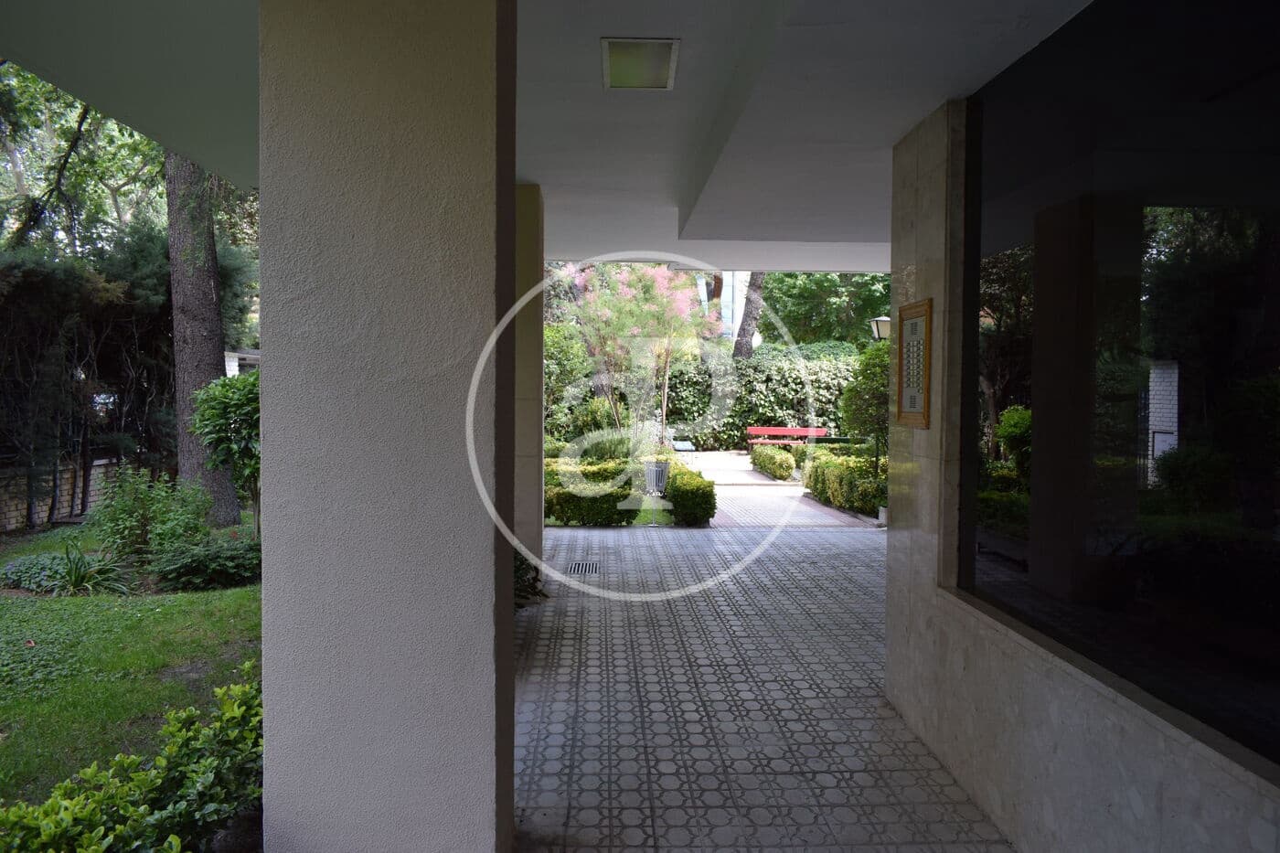 4 soveværelse Lejlighed til leje i Madrid by med swimmingpool - € 3.400 (Ref: 8726394)