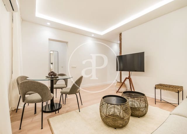 Appartement de 2 chambres à louer à Sol, Madrid ville - 3 600 € (Ref: 8726395)