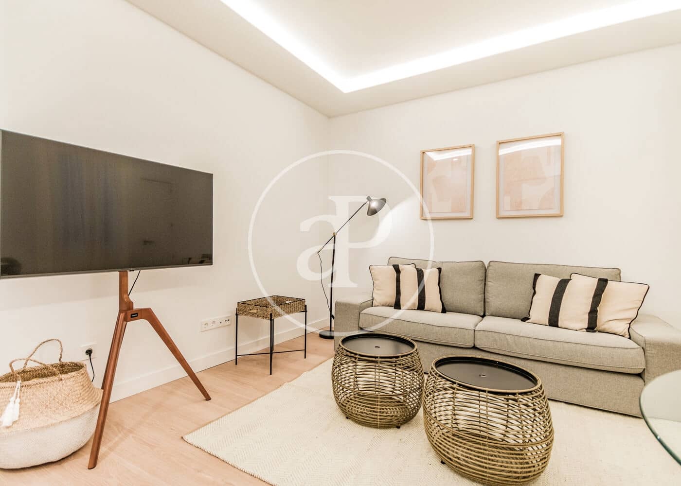 2 soverom Leilighet til leie i Madrid by - € 3 600 (Ref: 8726395)